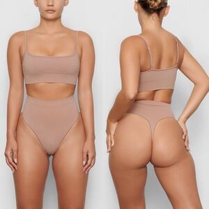 New Skims‎ Seamless Sculpt High Wasted Thong Clay Size M